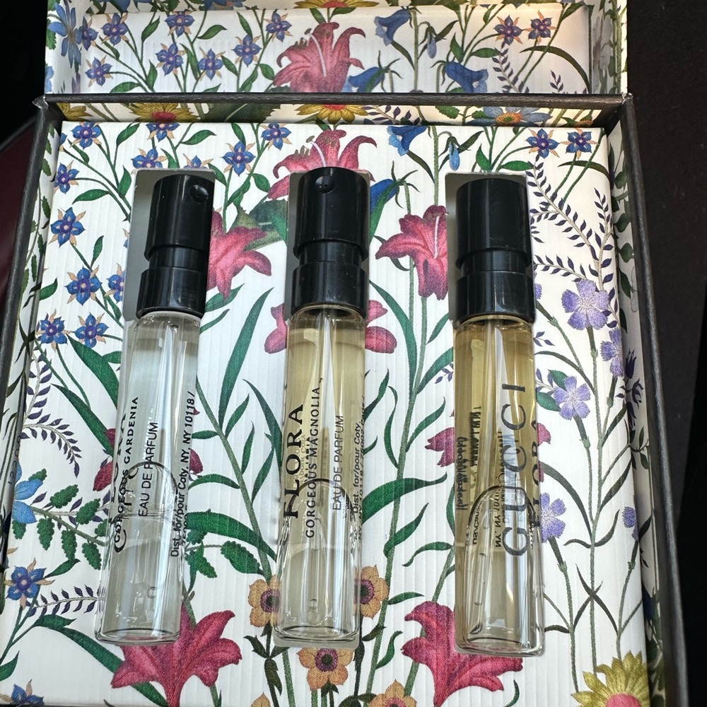 Gucci Flora Eau De Parfum - 3 sample fragrances with Box